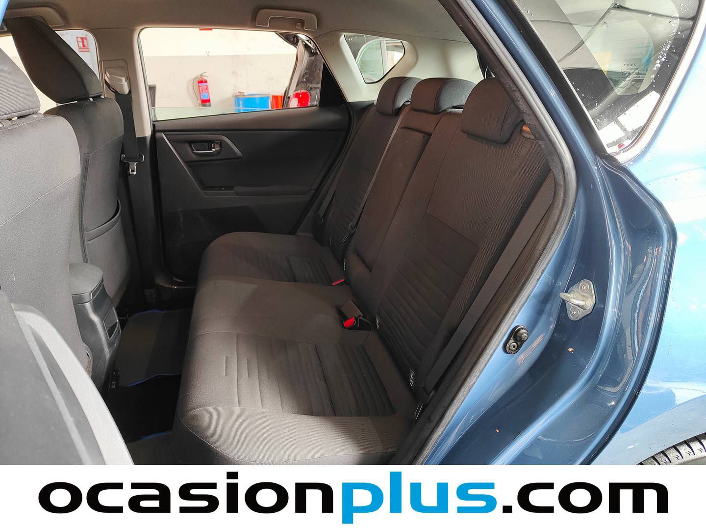 Foto asientos traseros Toyota Auris Toyota Auris 140H Hybrid Active (136 CV)