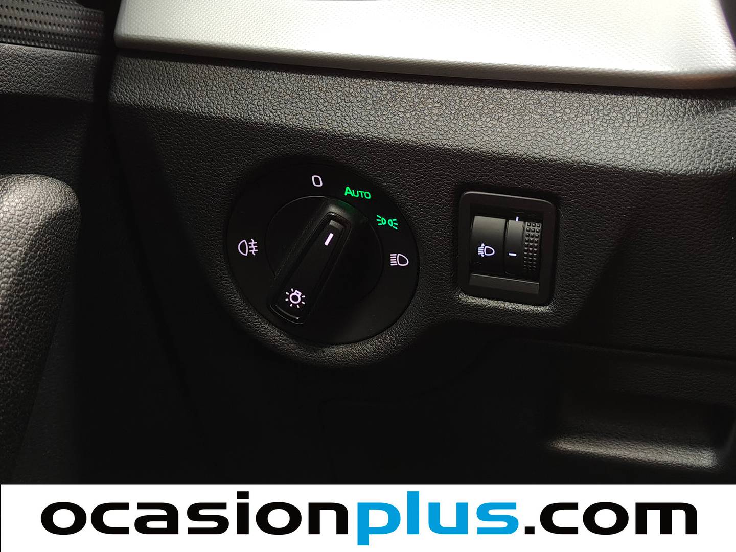 Acabados Skoda Kamiq Skoda Kamiq 1.0 TSI Ambition (110 CV)