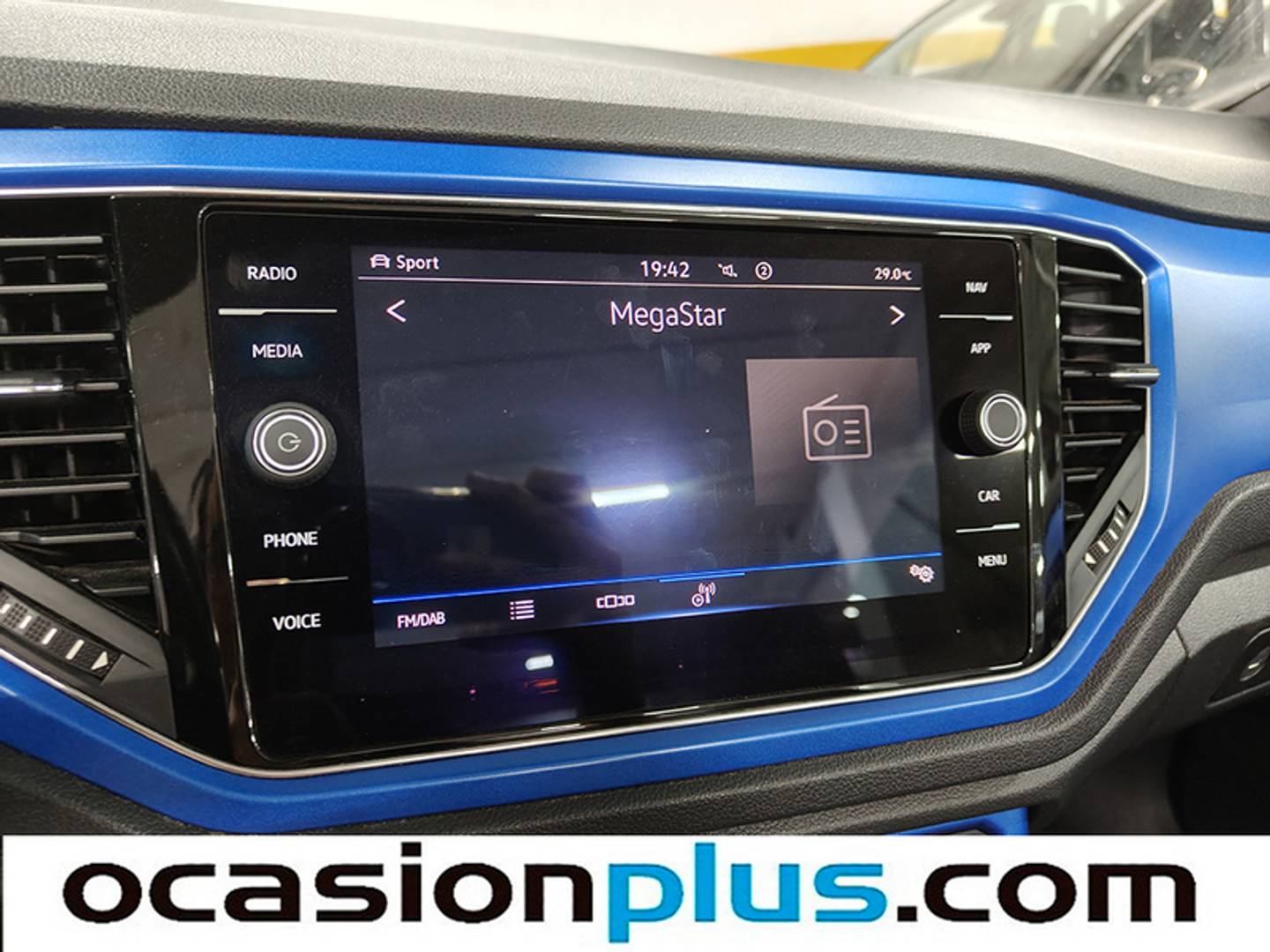 Foto Volkswagen T-Roc Volkswagen T-Roc Cabrio R-Line 1.5 TSI (150 CV)