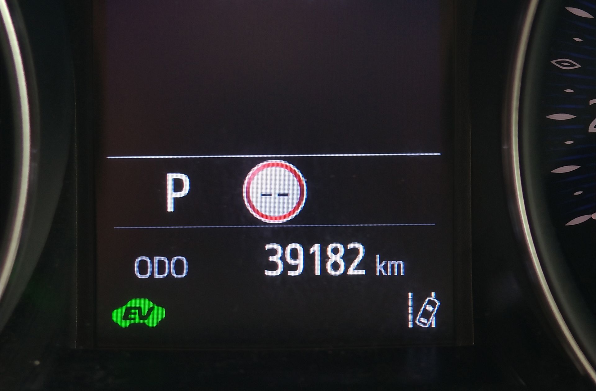 Toyota C-HR 1.8 125H Advance - foto 10