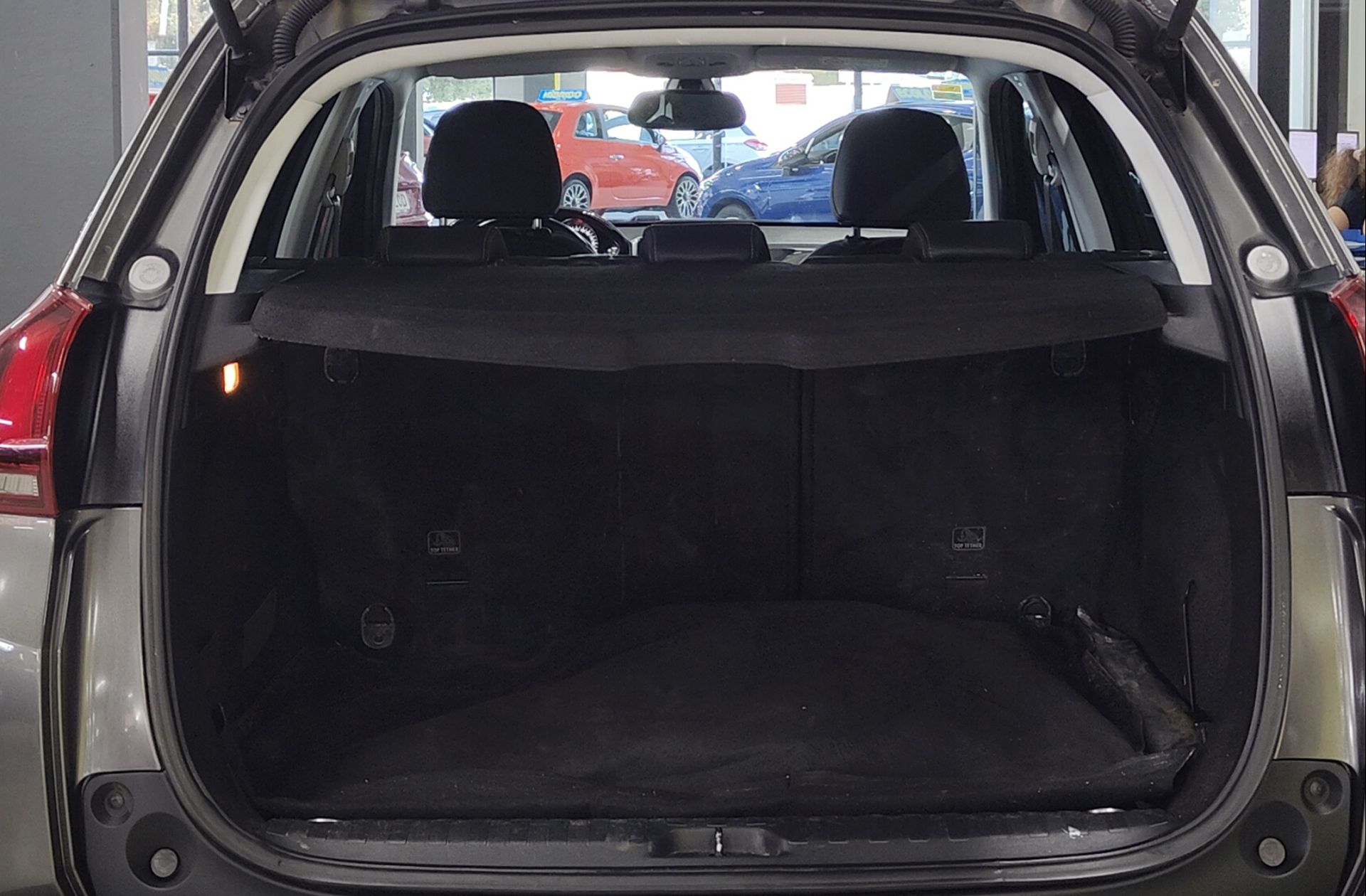 Peugeot 2008 BlueHDi 100 Allure - foto 17