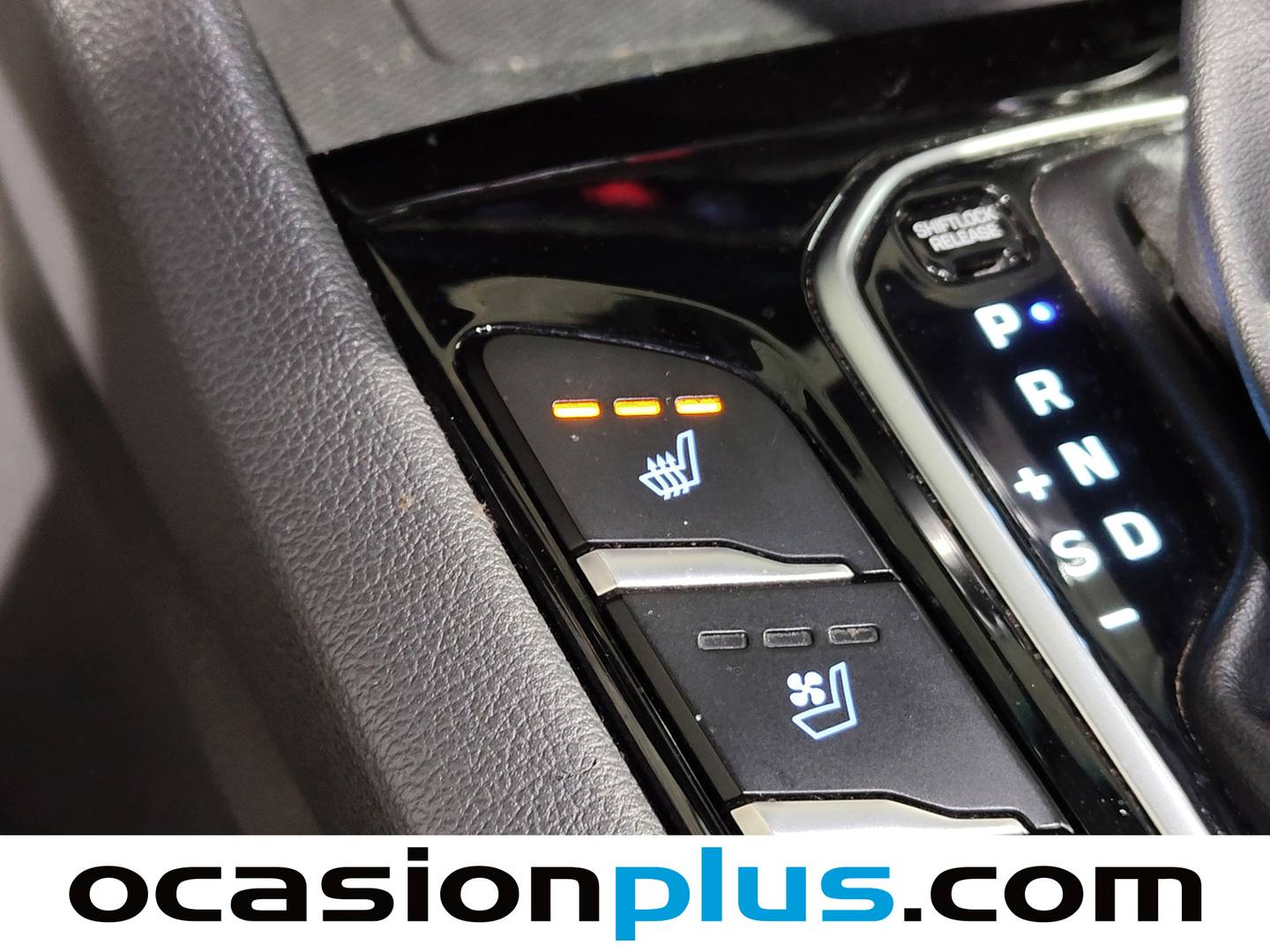 Foto Hyundai IONIQ Hyundai Ioniq 1.6 GDI HEV Style DCT (141 CV)