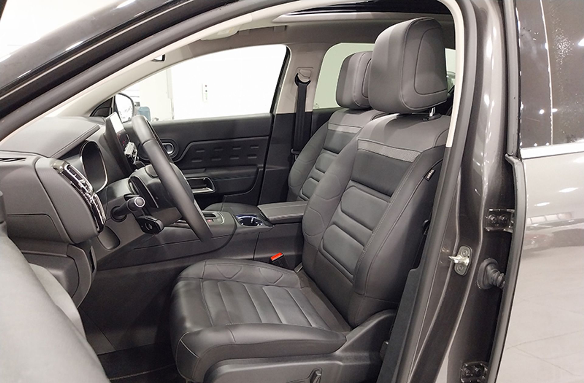 Citroën C5 Aircross PureTech 130 Shine Pack EAT8 - foto 13