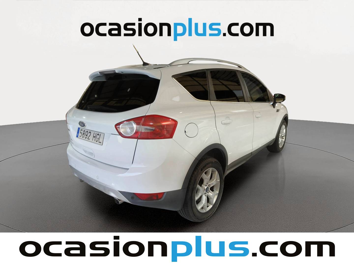 Foto trasera Ford Kuga Ford Kuga 2.0 TDCI S&S Trend 4x2 (140 CV) izquierda