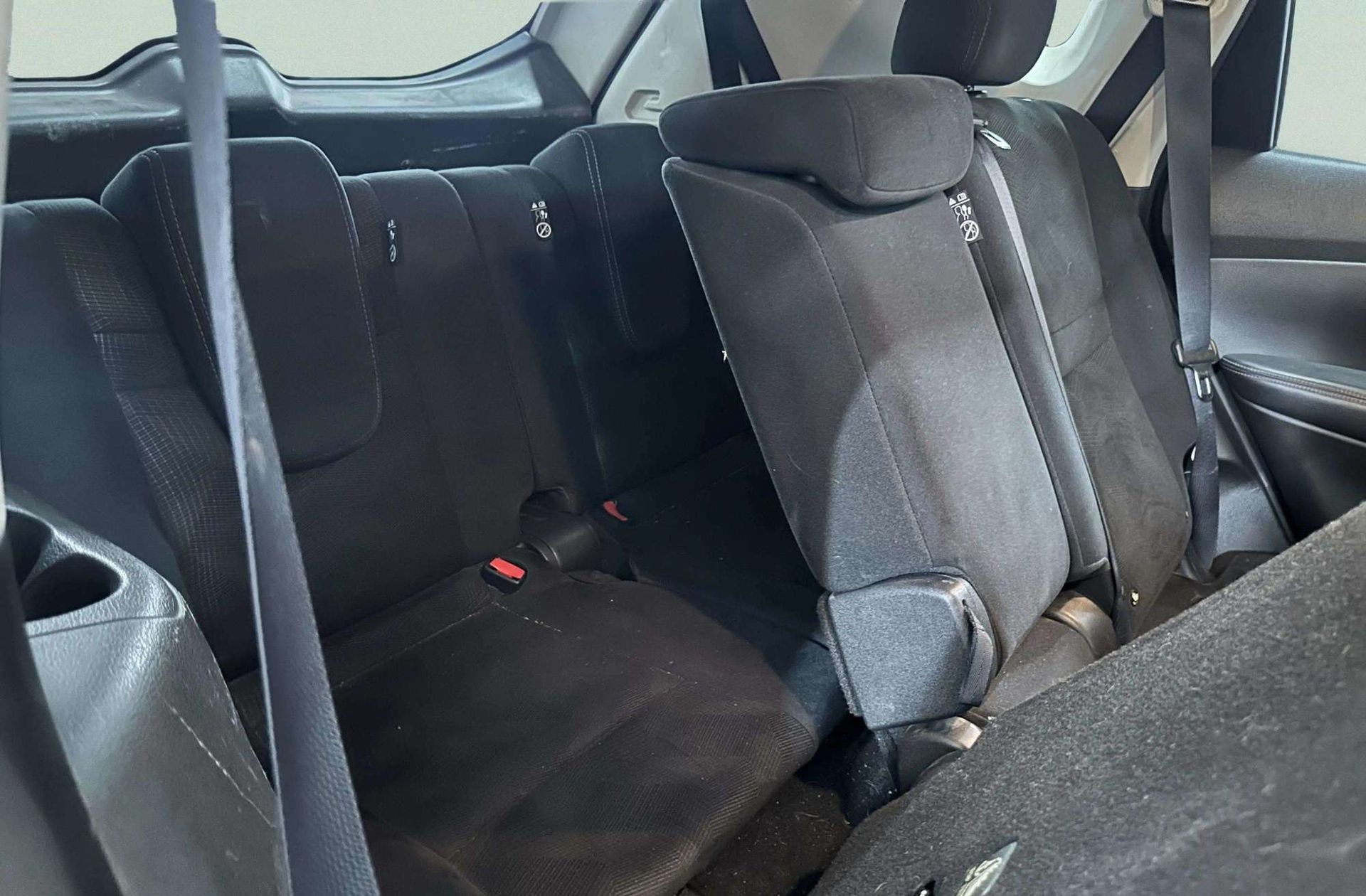 Nissan X-Trail dCi 130 N-Connecta - foto 19