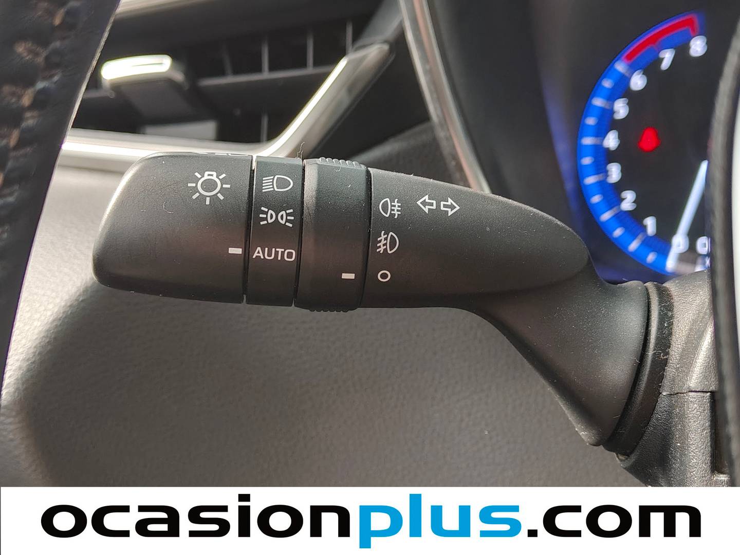 Accesorios del Toyota Corolla Toyota Corolla Touring Sports 180H Advance E-CVT (180 CV)