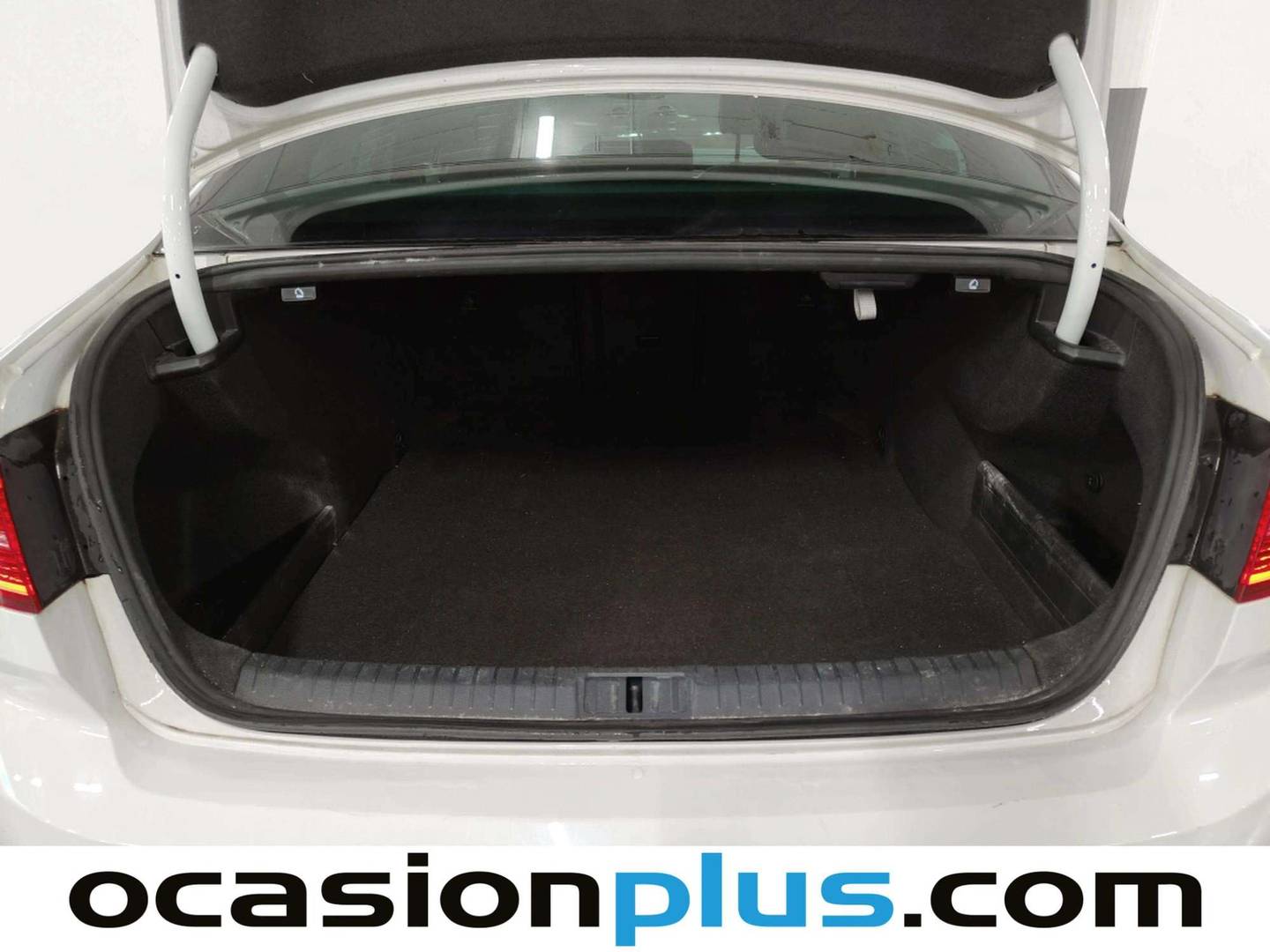 Fotos maletero Volkswagen Passat Volkswagen Passat Sport 1.8 TSI BMT (180 CV) DSG