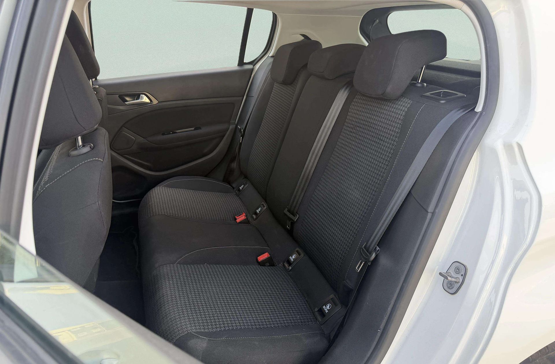 Peugeot 308 Active Pack BlueHDi - foto 12