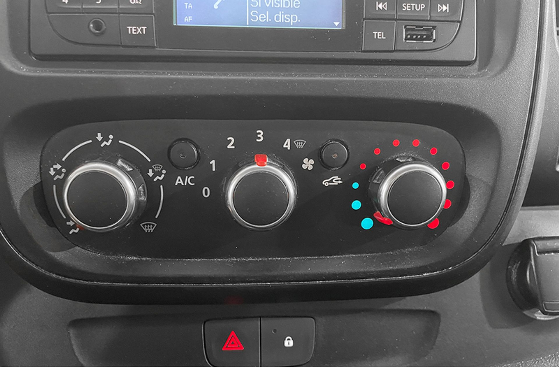 Renault Trafic Furgon 29 L2H1 Energy Blue dCi - foto 25