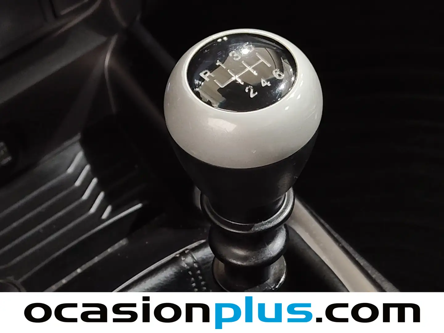 Foto SsangYong Tivoli Ssangyong Tivoli G12T Urban Plus (128 CV)