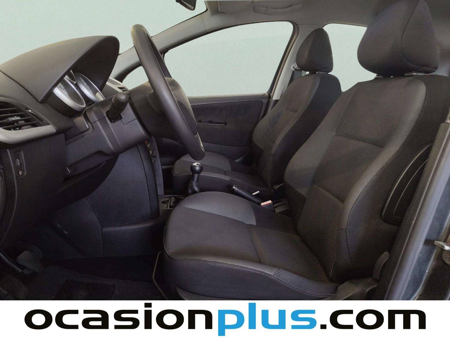 Foto asientos delanteros Peugeot 207 Peugeot 207 1.4 VTi 16v Confort (95 CV)