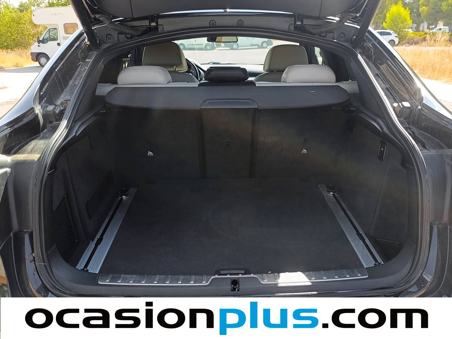 Fotos maletero BMW X6 BMW X6 xDrive40d (313 CV) Pack M