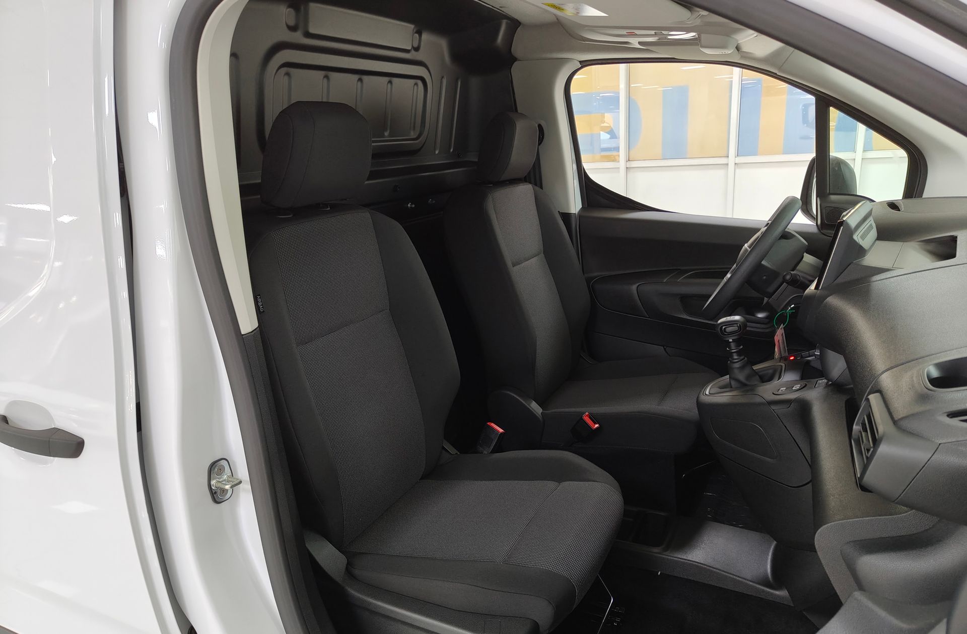 Fiat Doblò Furgon Furgón BlueHDi 100 M - foto 14