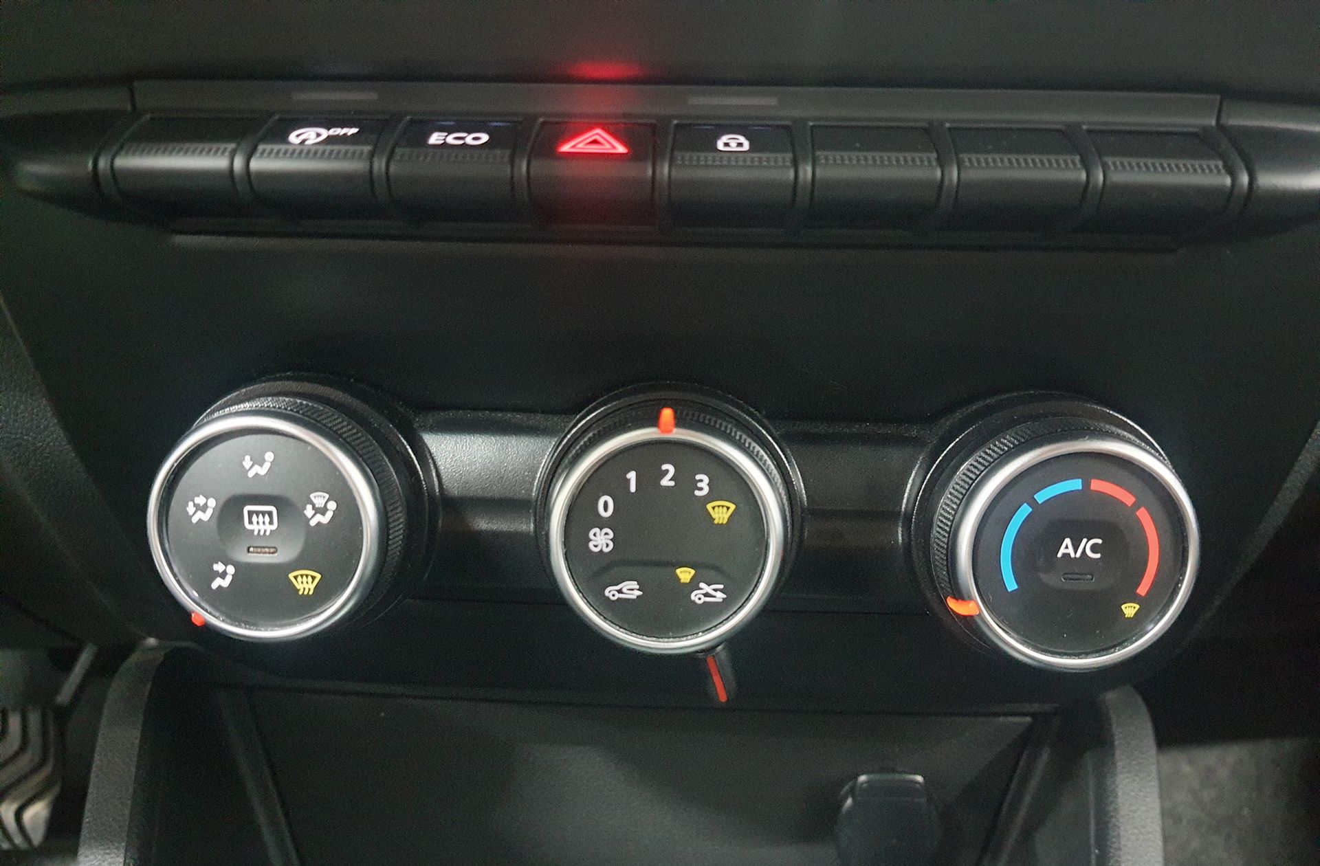 Dacia Duster Comfort 1.6 4x2 - foto 26