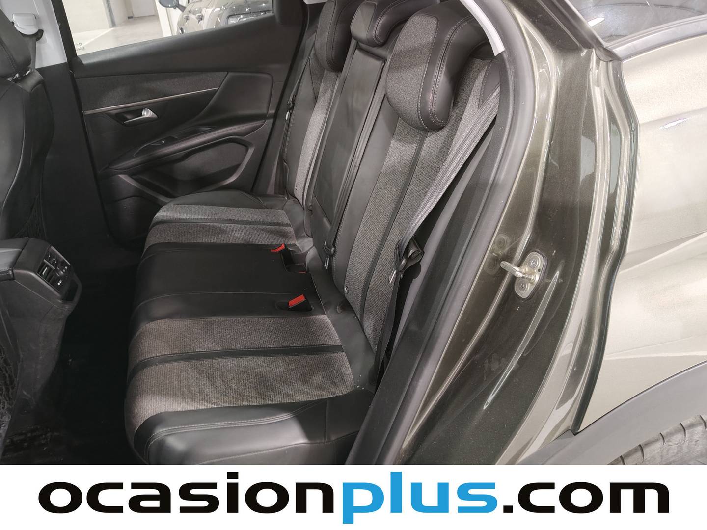 Foto asientos traseros Peugeot 3008 Peugeot 3008 PureTech 130 S&S Allure (130 CV)