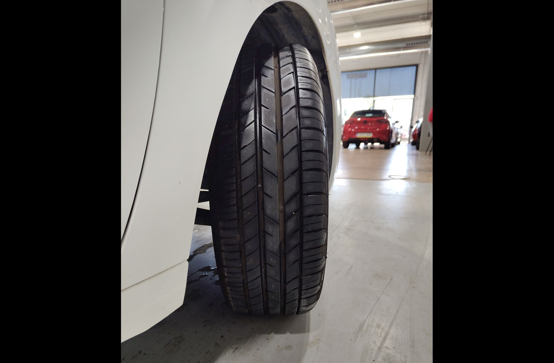 Peugeot 208 PureTech 82 Style - foto 34
