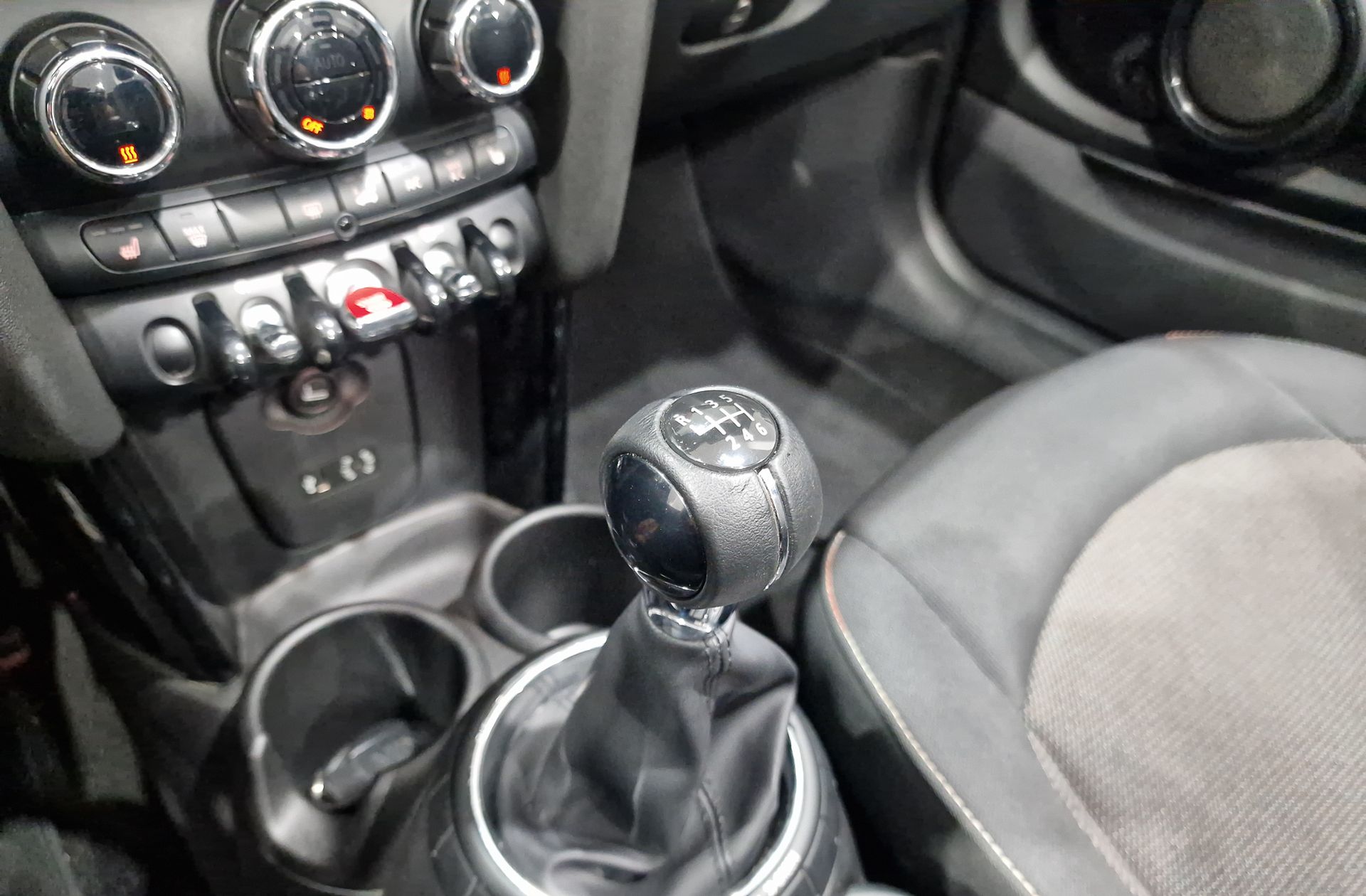 MINI Cooper Cabrio D - foto 6