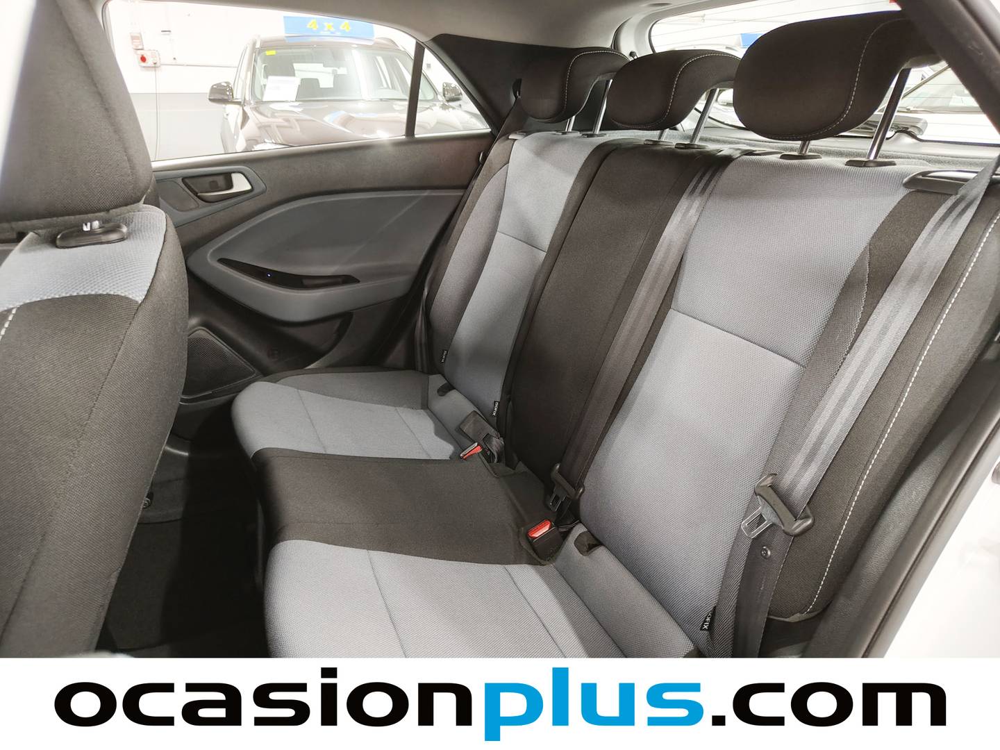 Foto Hyundai i20 Hyundai i20 1.2 MPI Link (84 CV)