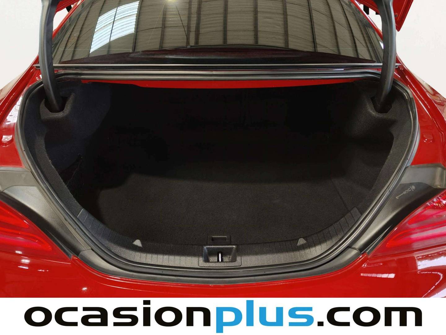 Fotos maletero Mercedes CLA Mercedes CLA 200 CDI Urban (136 CV)