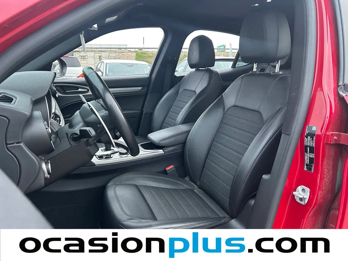 Foto Alfa Romeo Stelvio Alfa Romeo Stelvio 2.0 Gasolina Sprint Q4 Auto (200 CV)