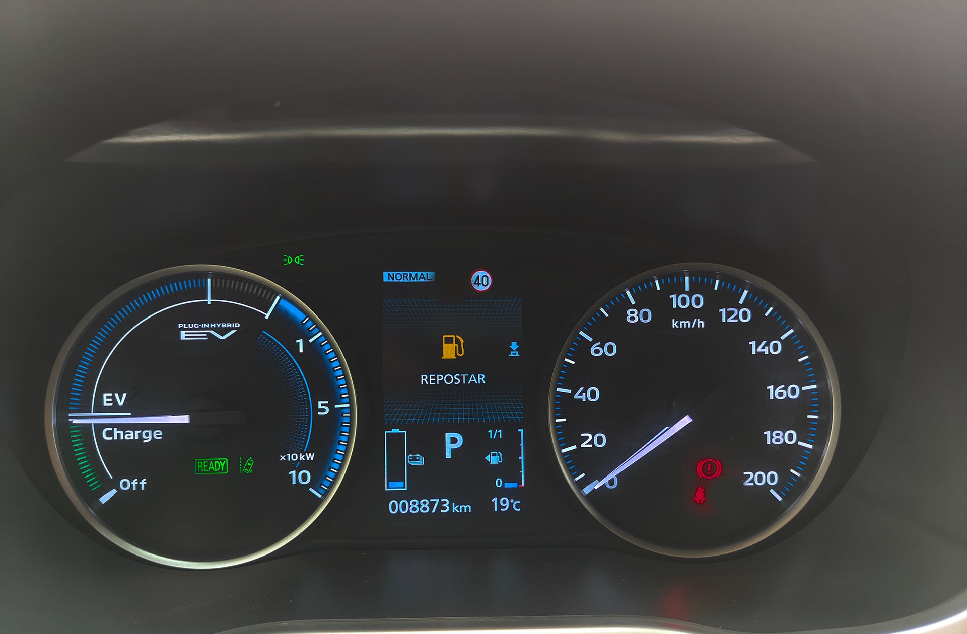 Mitsubishi Eclipse Cross 2.4 PHEV Kaiteki 4WD - foto 27