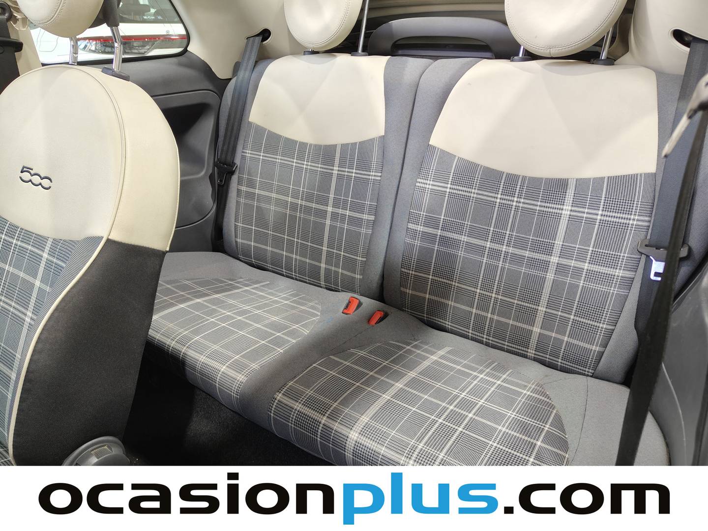 Foto asientos traseros Fiat 500C Fiat 500C 1.2 8v Cabrio Lounge (69 CV)