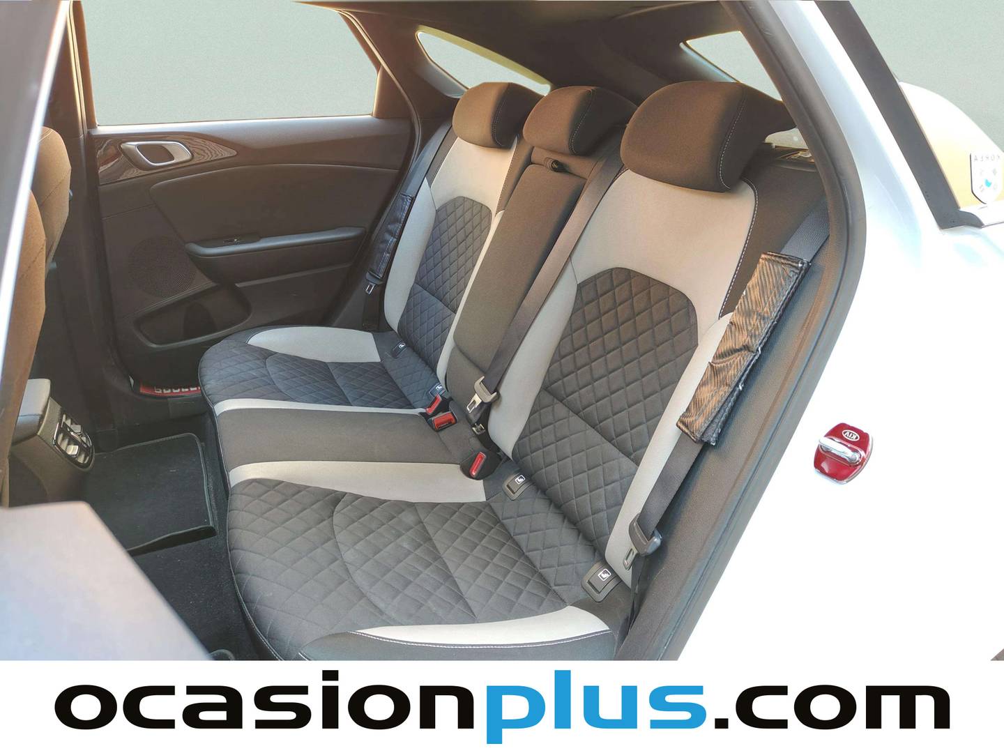 Foto asientos traseros KIA ProCeed Kia ProCeed 1.4 T-GDI GT Line (140 CV)