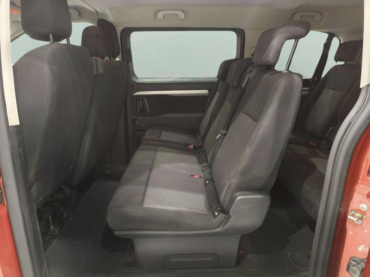Foto asientos traseros Toyota Proace Verso Toyota Proace Verso 1.5D VX Shuttle L1 (120 CV)