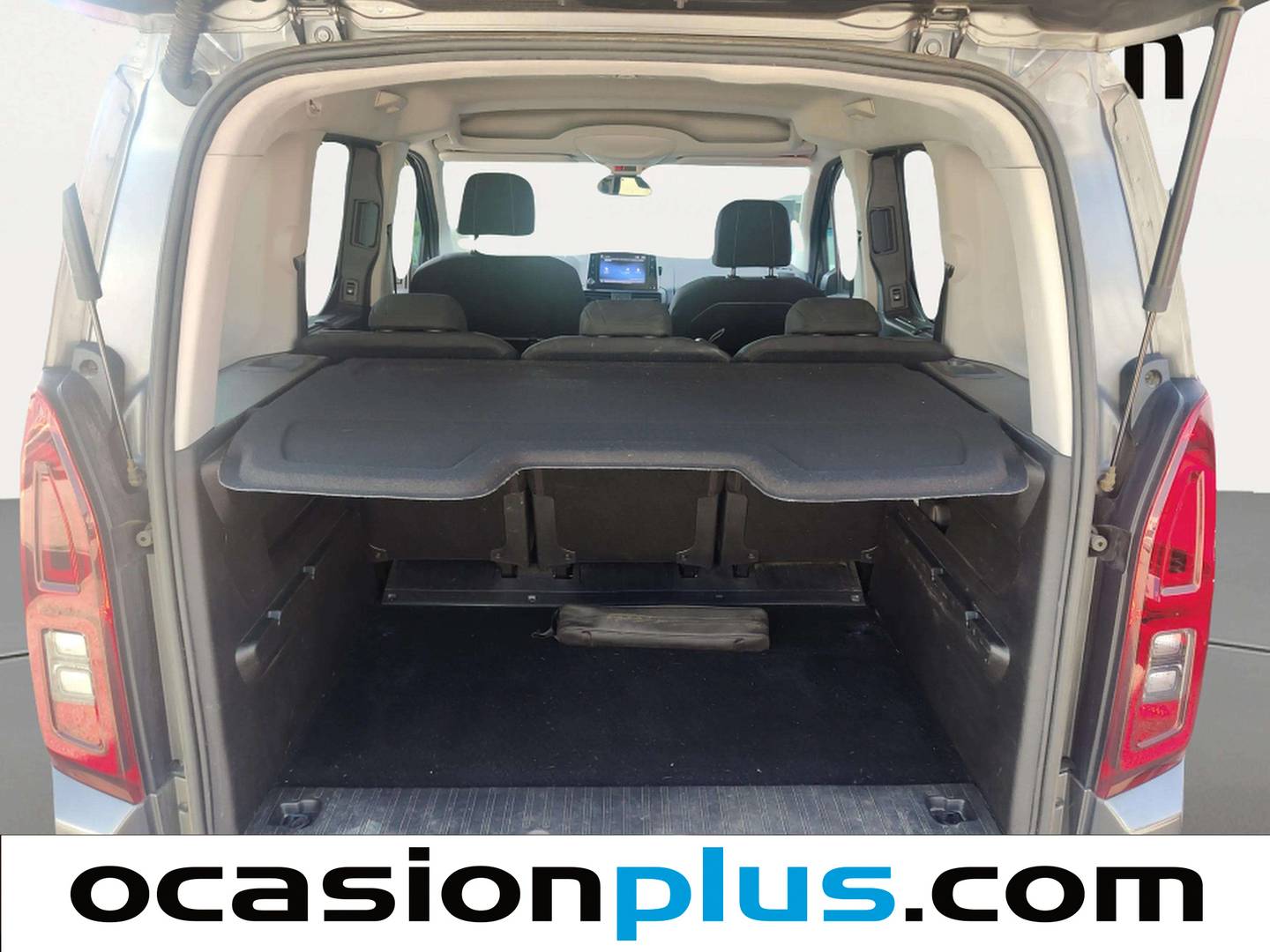 Fotos maletero Toyota Proace City Verso Toyota Proace City Verso 1.5D Family Active L1 Auto (131 CV)