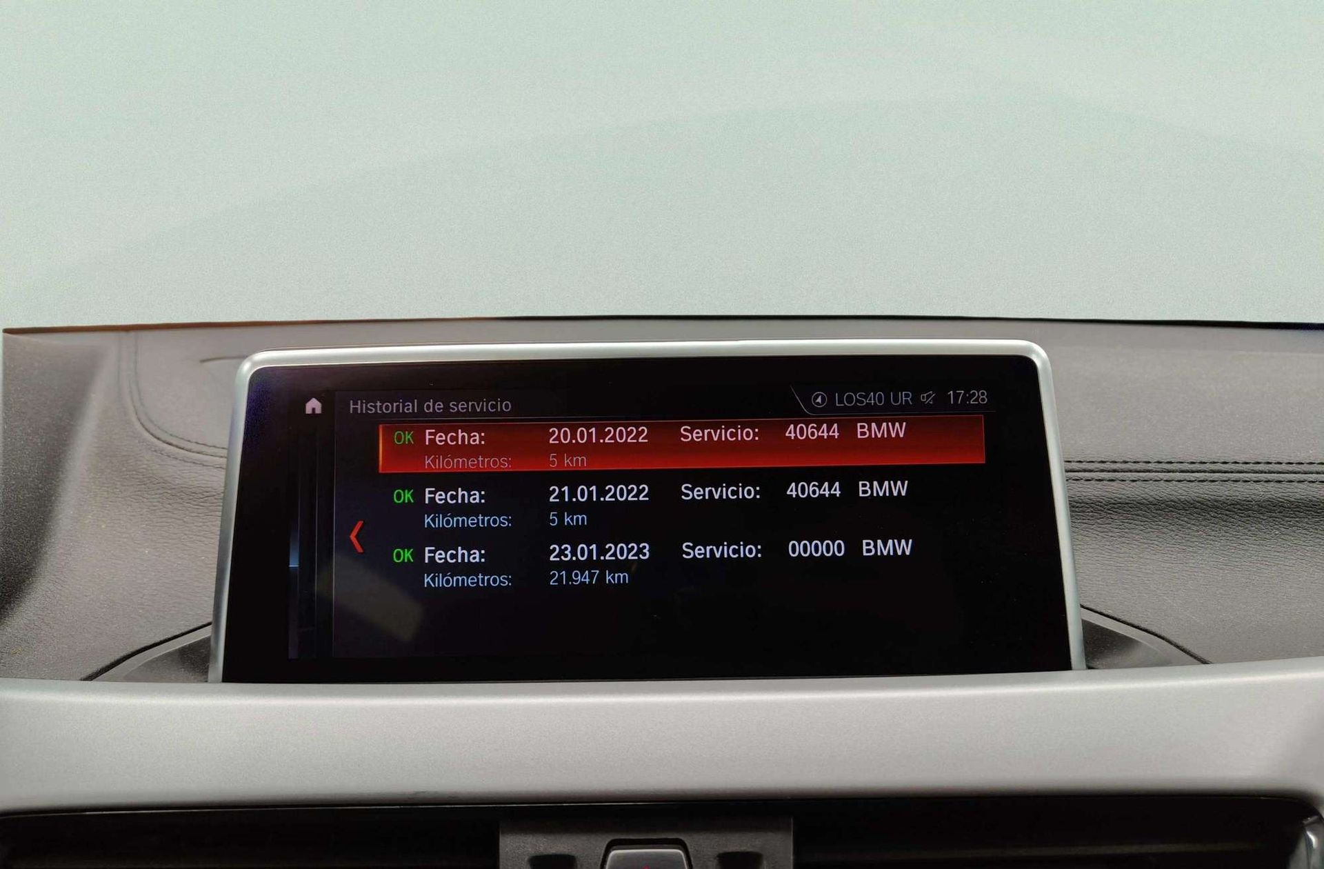 BMW X2 sDrive18d Business - foto 22