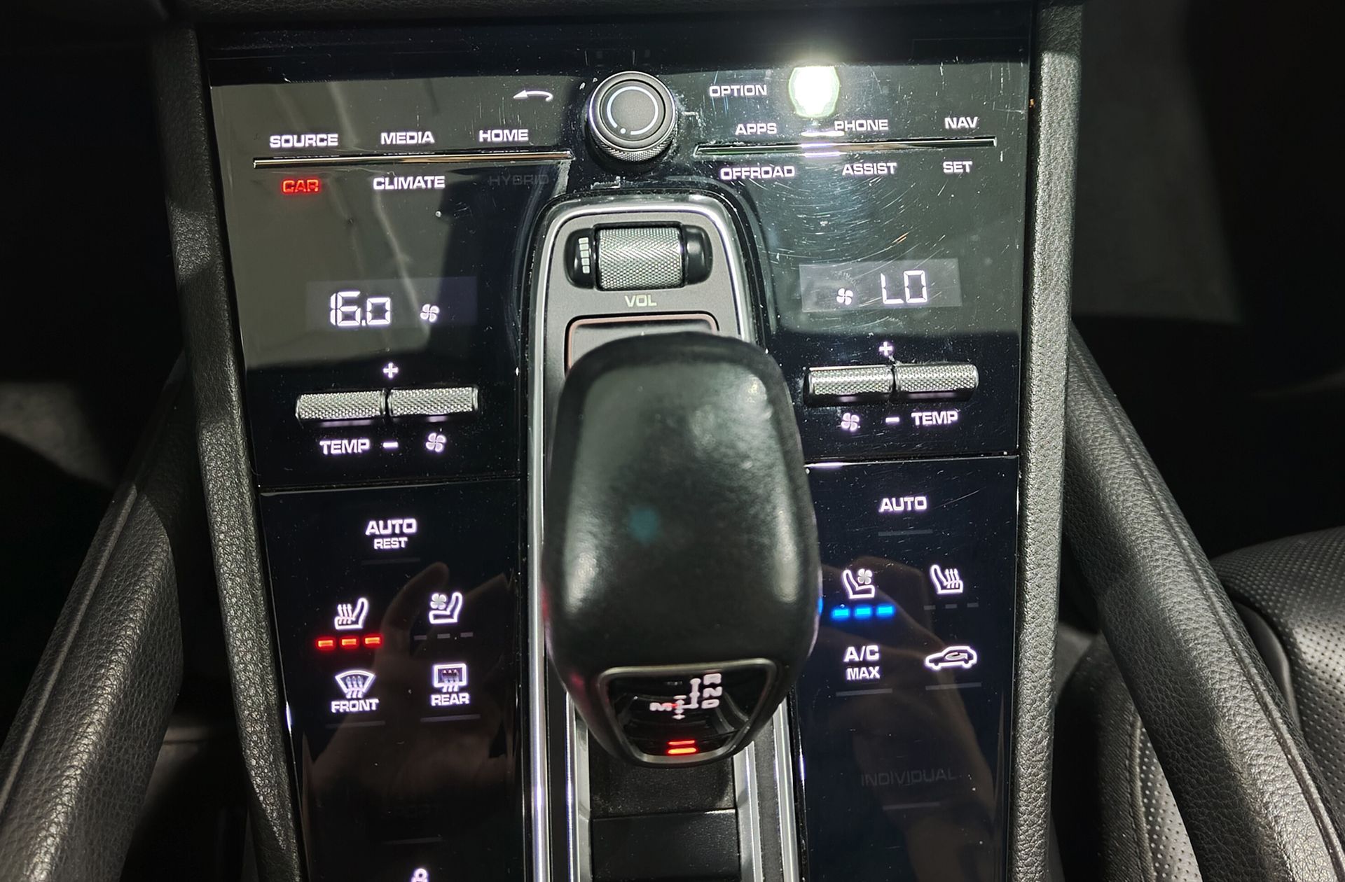 Porsche Cayenne - foto 8