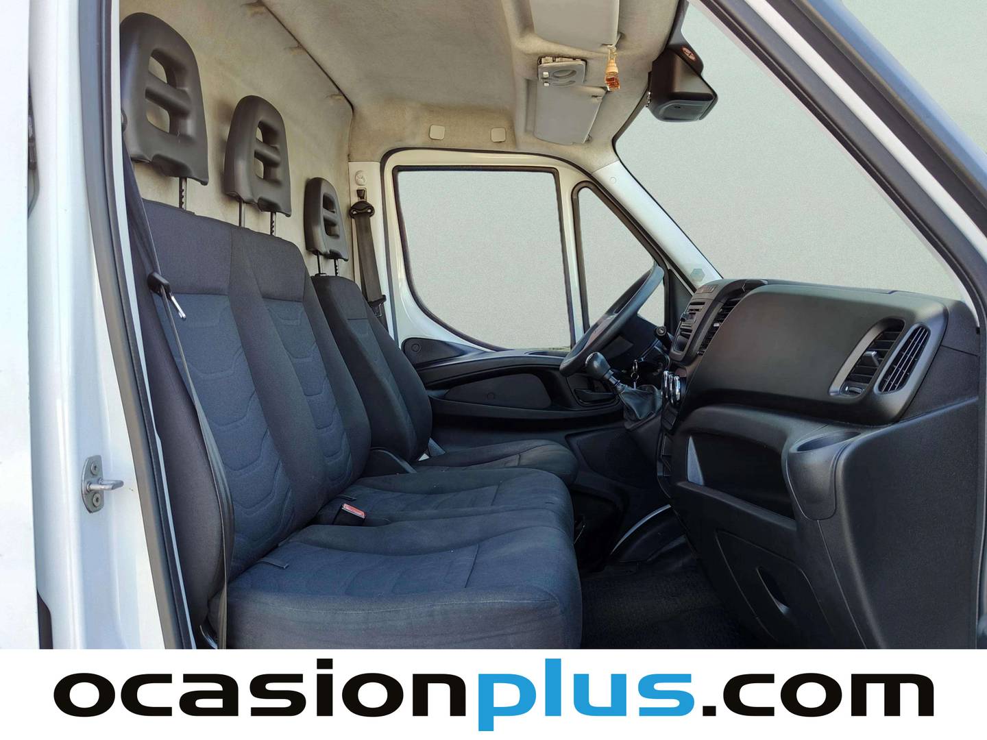Iveco Daily Iveco Daily Furgon 35 S 12 V 3520L/H2 (116 CV) al mejor precio