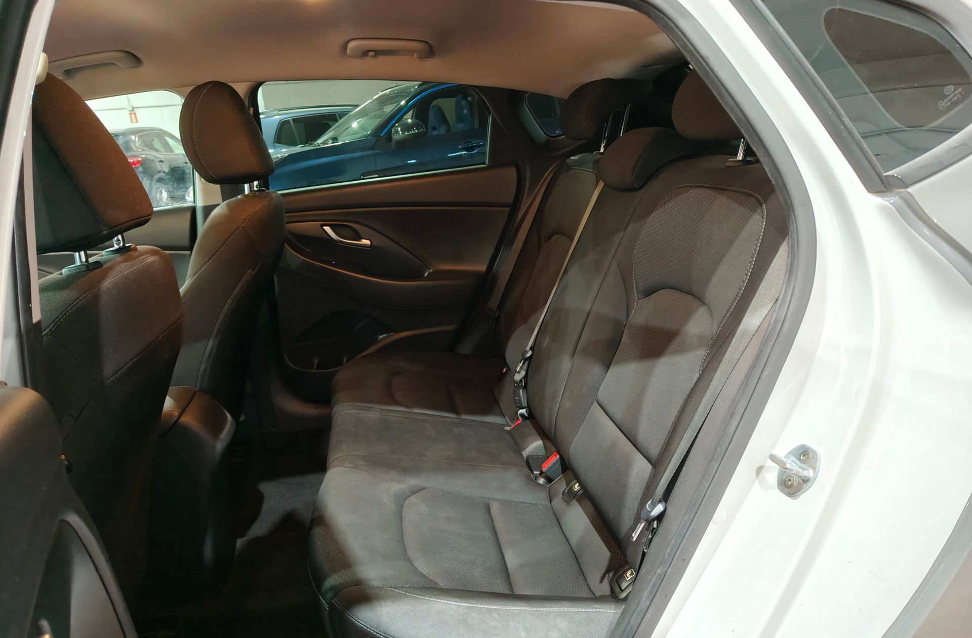 Hyundai i30 Fastback 1.0 T-GDi Klass - foto 12