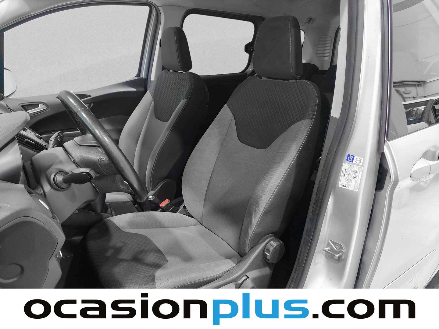 Foto asientos delanteros Ford Tourneo Courier Ford Tourneo Courier 1.0 EcoBoost Titanium (100 CV)