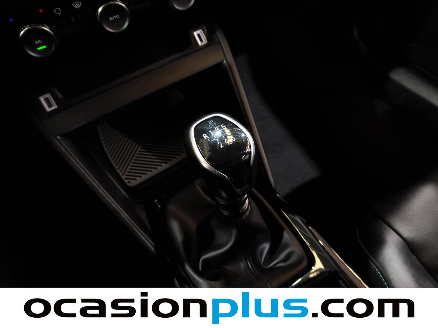 Foto Citroën C4 Citroen C4 PureTech 130 S&S 6v Feel Pack (130 CV)