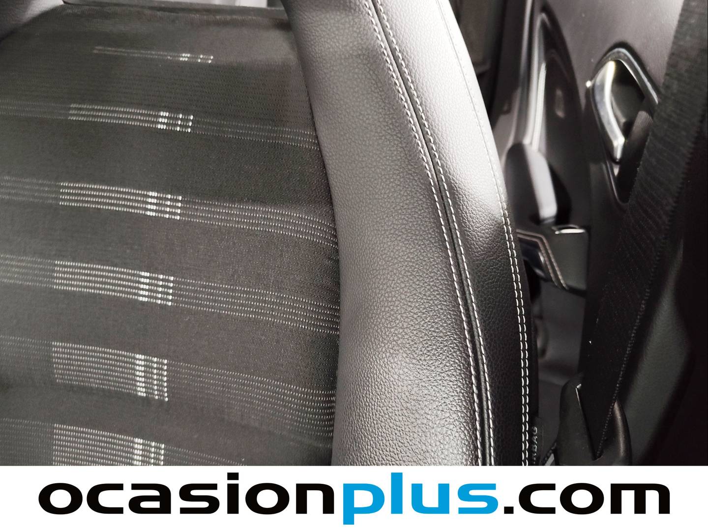 Extras y acabados del Mercedes Clase A Mercedes-Benz Clase A 200 d (136 CV)