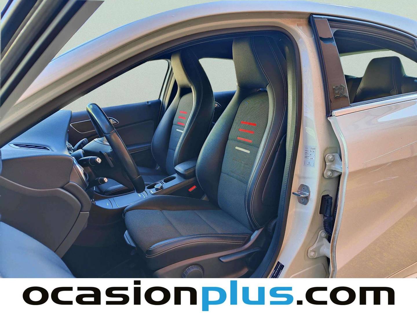 Foto Mercedes Clase A Mercedes-Benz Clase A 200 d (136 CV) Pack AMG