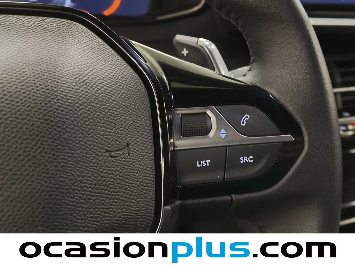 Foto Peugeot 2008 Peugeot 2008 Allure Hybrid eDCS6 (145 CV)