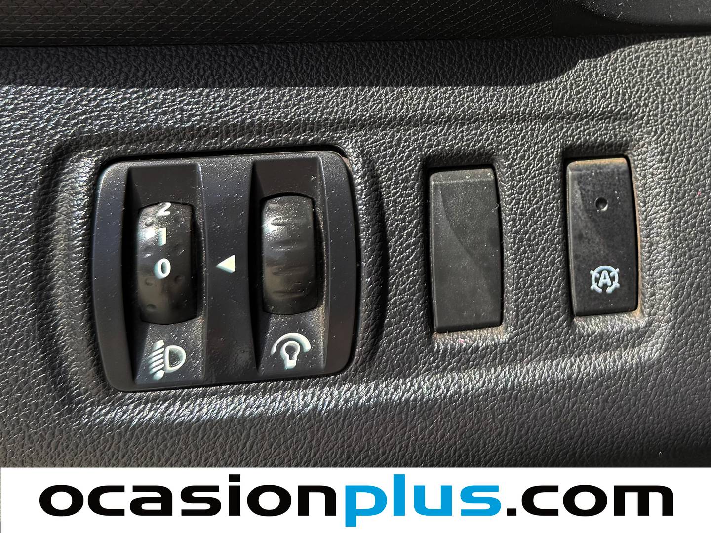 Paquetes del Renault Clio Renault Clio Business TCe (75 CV)