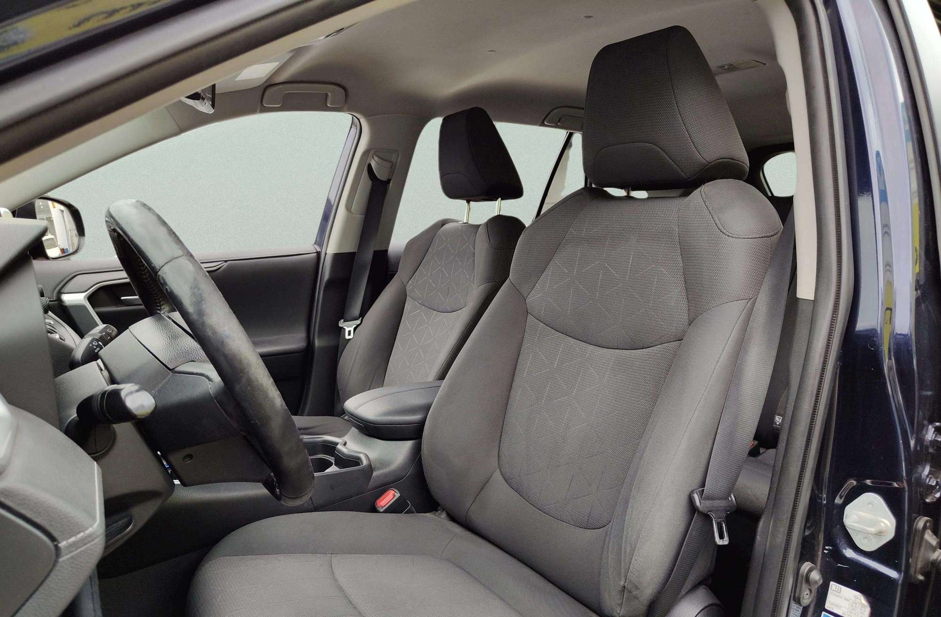 Toyota RAV4 2.5l hybrid Advance 4WD - foto 9