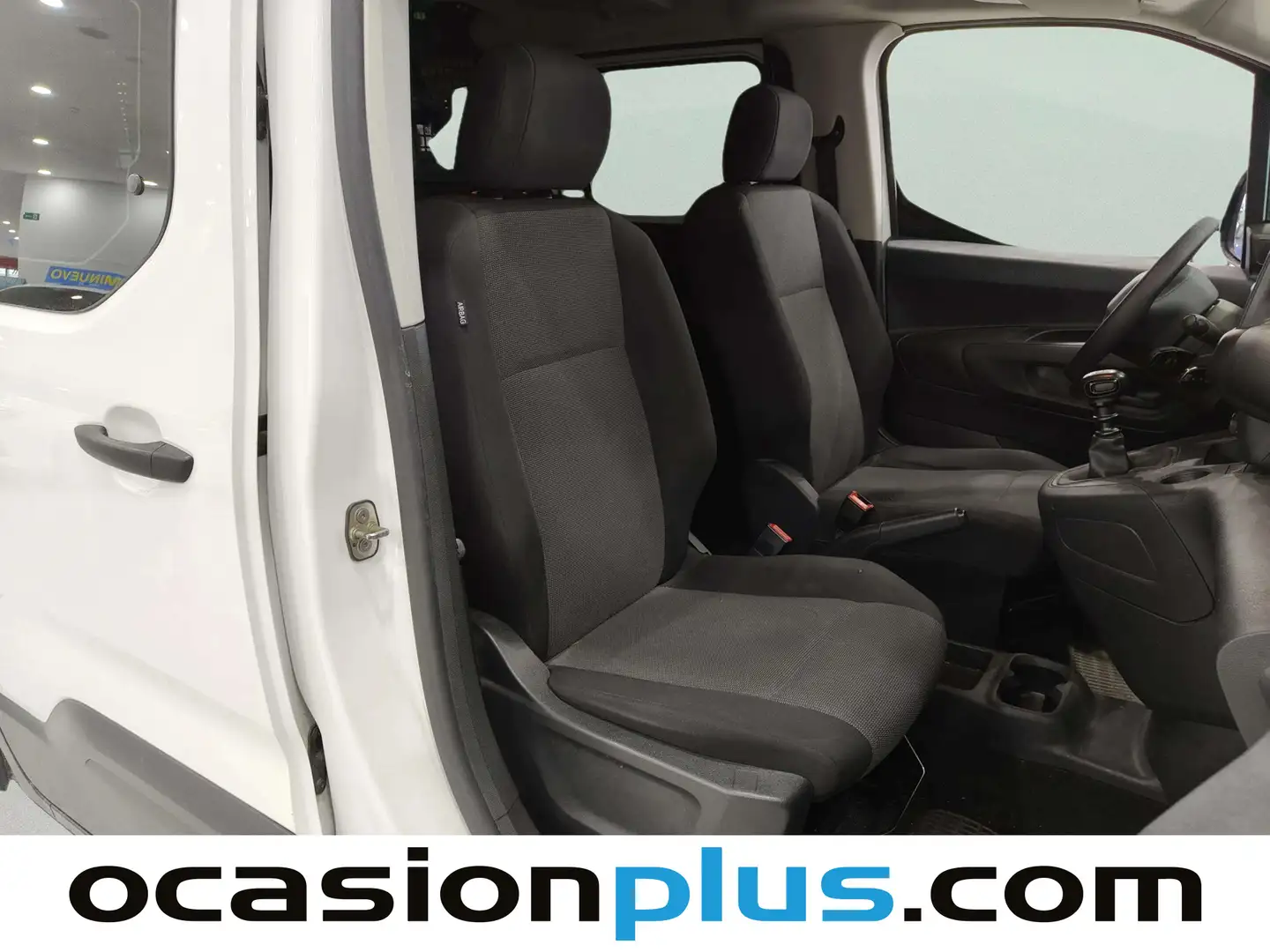 Foto Peugeot Rifter Peugeot Rifter Active Pack Business Standard BlueHDi (100 CV)