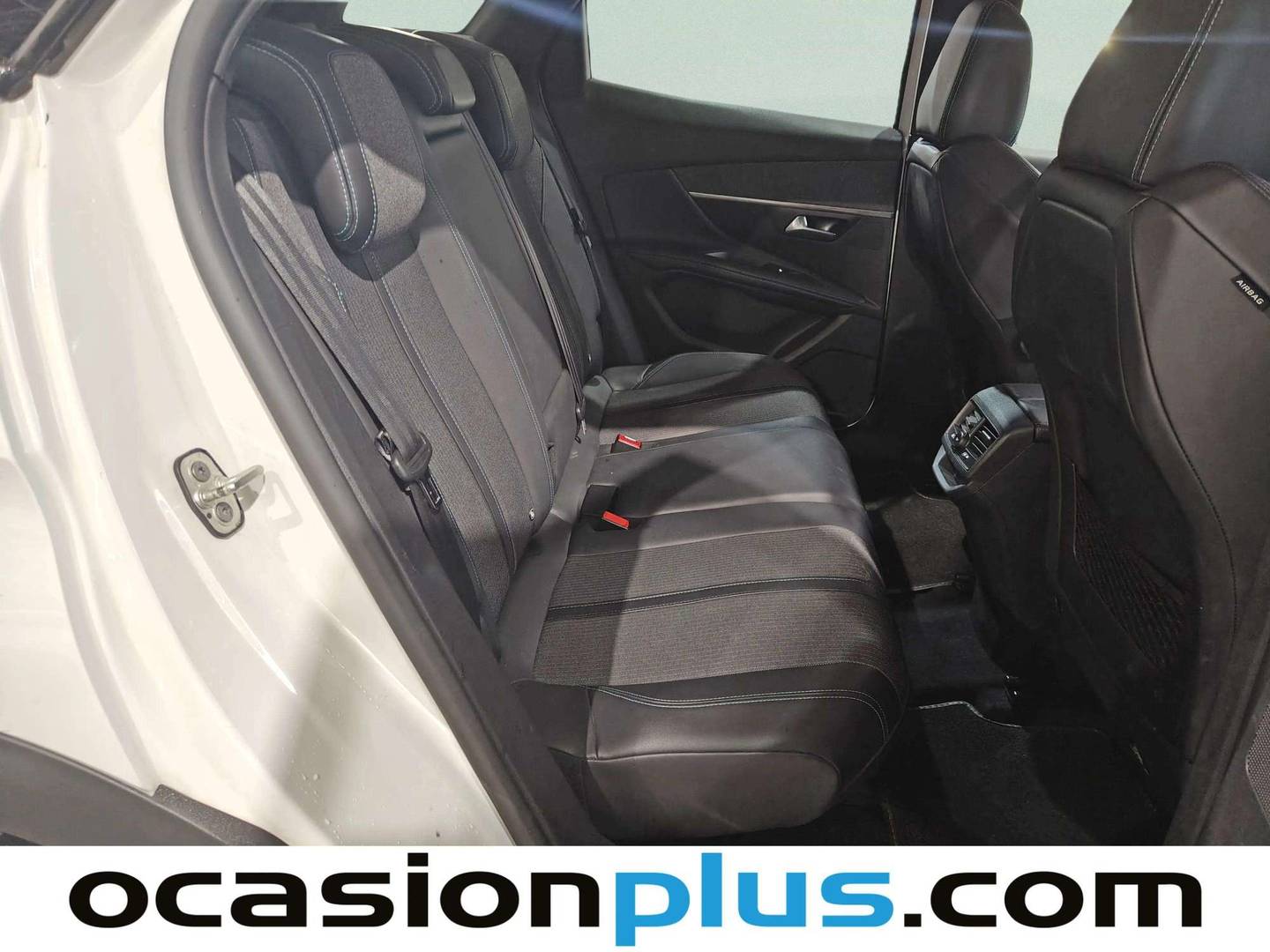 Peugeot 3008 Peugeot 3008 PureTech 130 S&S Allure Pack EAT8 (130 CV) gasolina