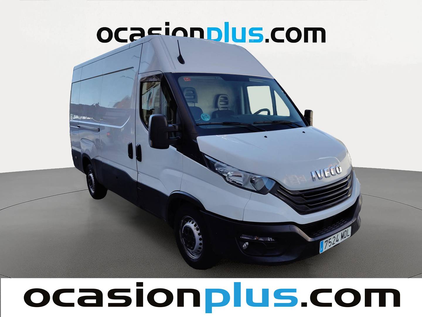 Foto delantera Iveco Daily Iveco Daily Furgon 2.3 TD 35S 16 V 3520L/H2 (156 CV) derecha