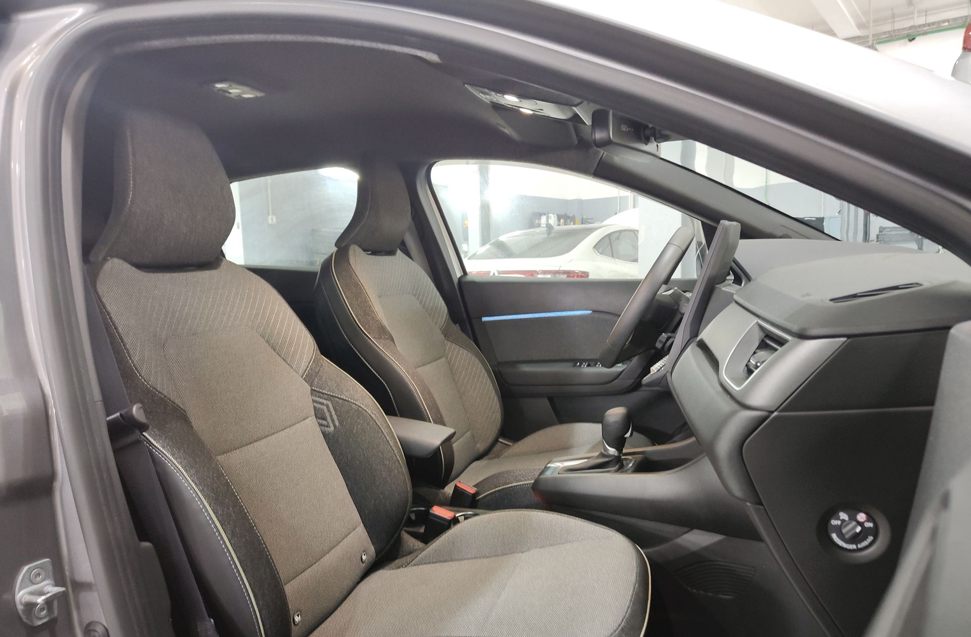 Renault Captur Techno E-Tech Híbrido - foto 18