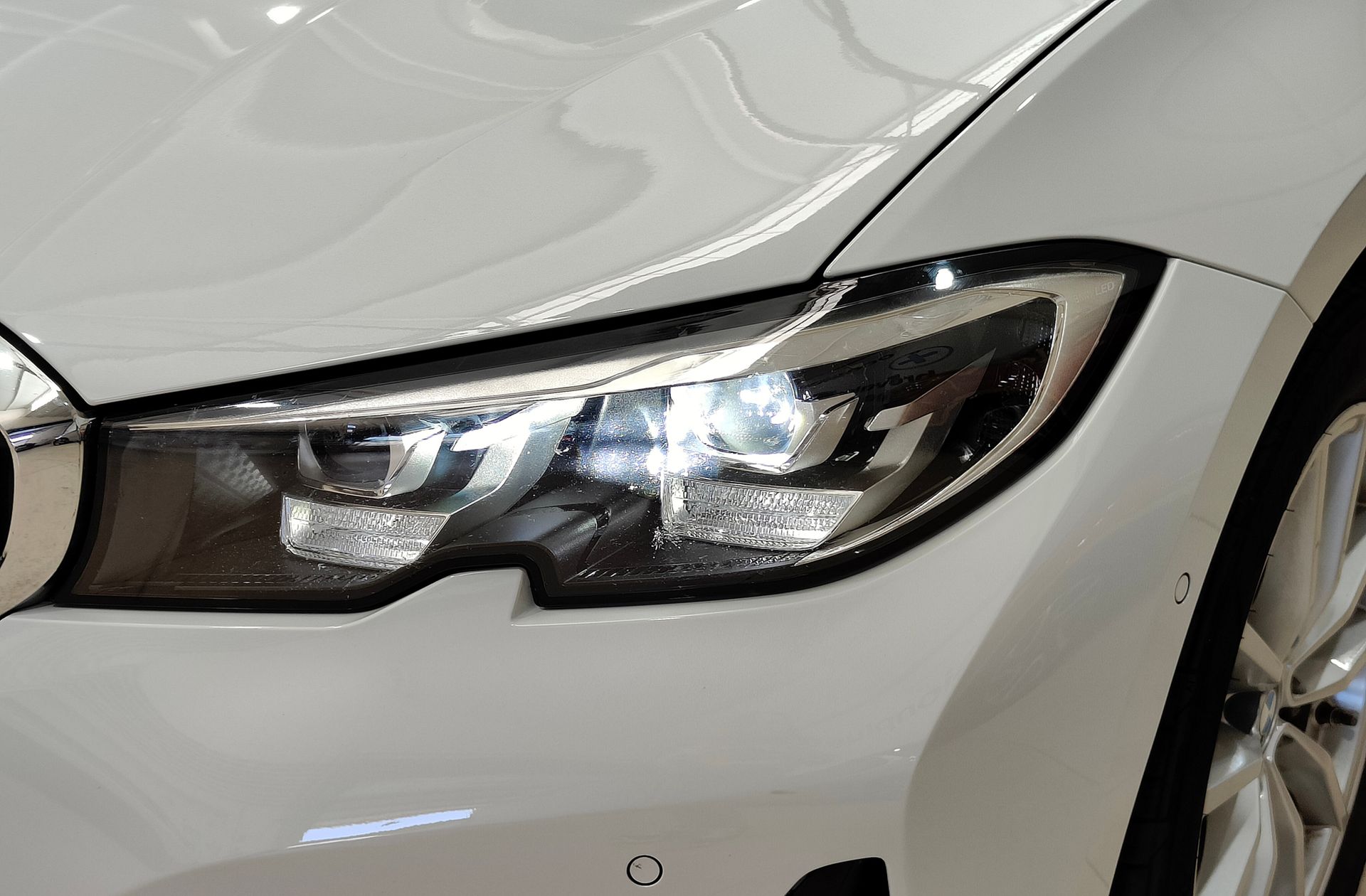 BMW Serie 3 330e - foto 14