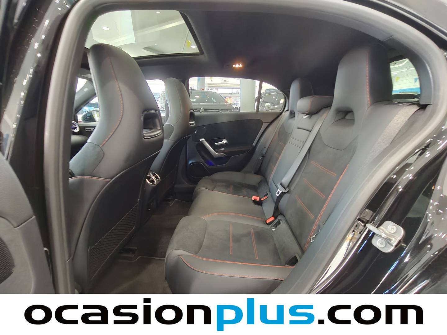 Foto asientos traseros Mercedes Clase A Mercedes Clase A 200 d (150 CV) Pack AMG
