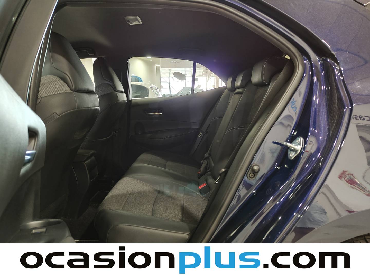 Foto asientos traseros Toyota Corolla Toyota Corolla 1.8 125H Style E-CVT (122 CV)
