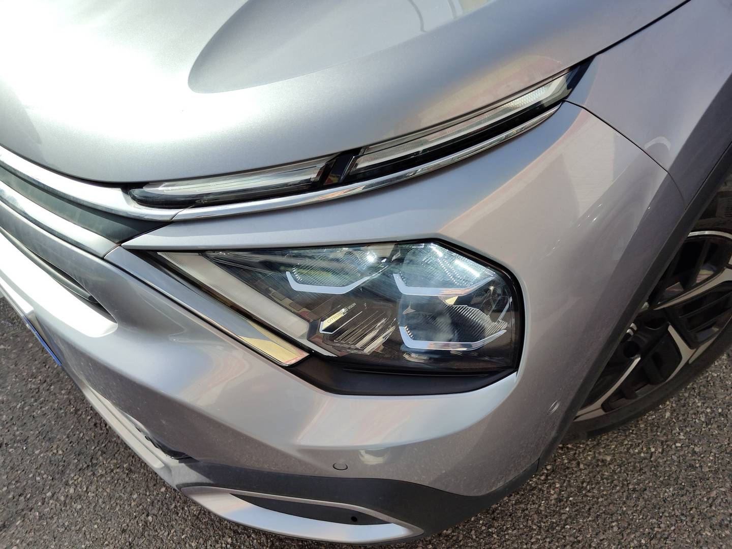 Foto Citroën C4 X Citroen C4 X 1.2 PureTech 130 S&S Shine EAT8 (131 CV)