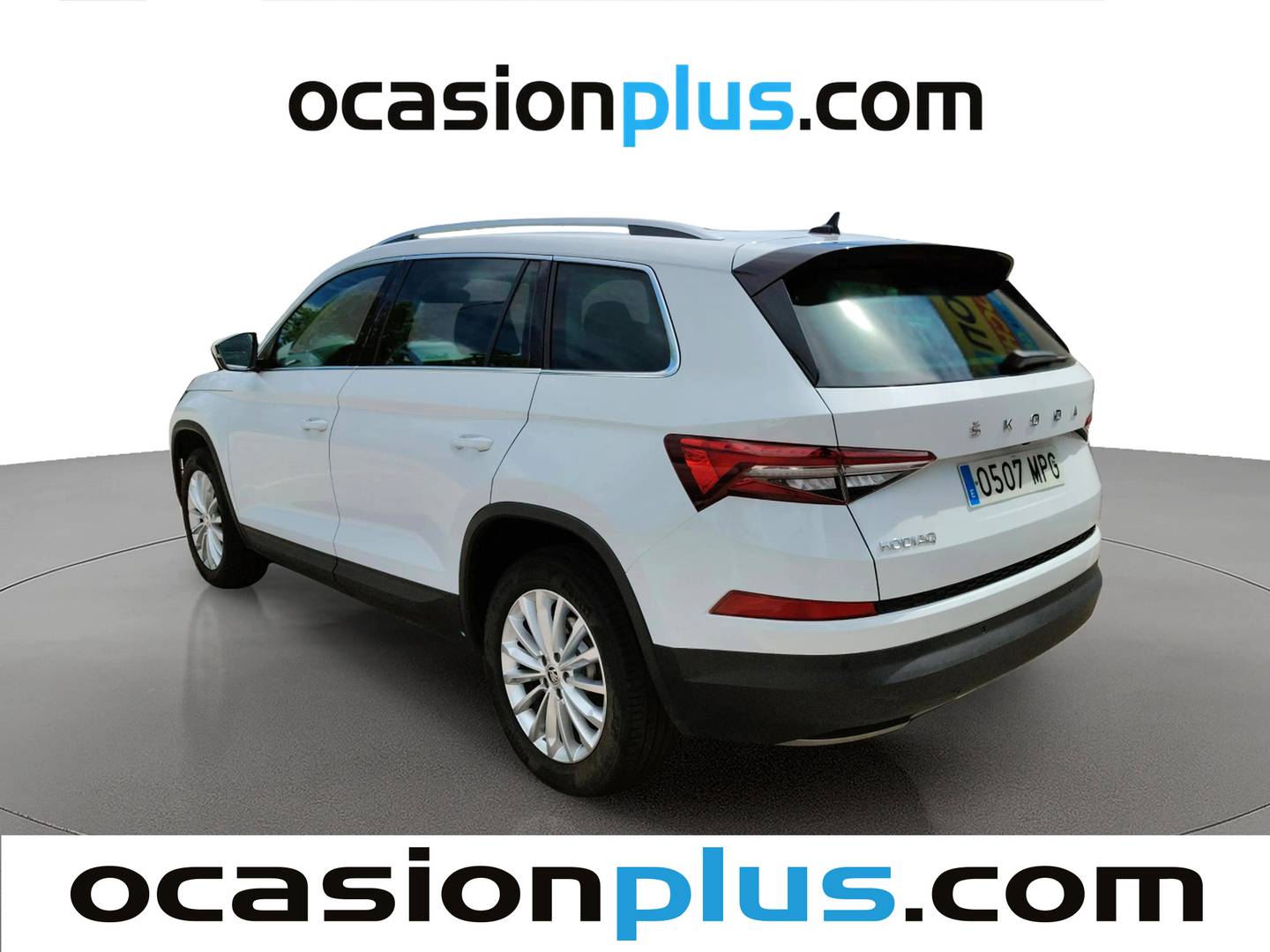 Foto trasera Skoda Kodiaq Skoda Kodiaq 1.5 TSI Ambition 4x2 DSG (150 CV) 7 Plazas izquierda