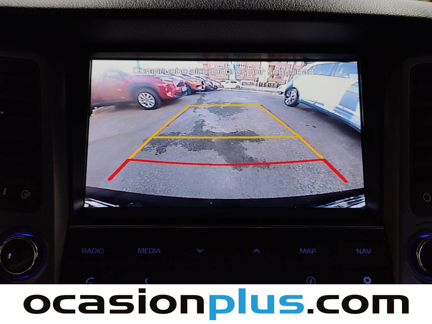Equipamiento del Hyundai Tucson Hyundai Tucson 1.7 CRDI BlueDrive 25 Aniversario 4x2 (115 CV)
